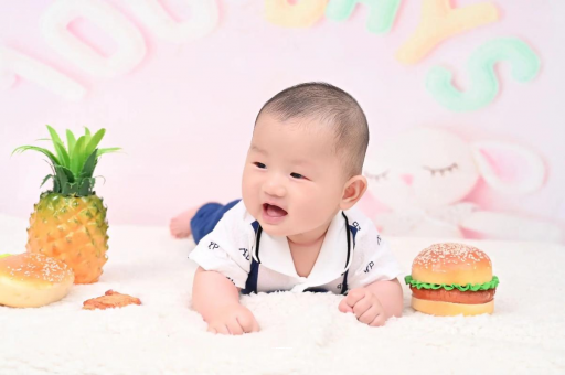 德清宝宝在妈妈肚子里